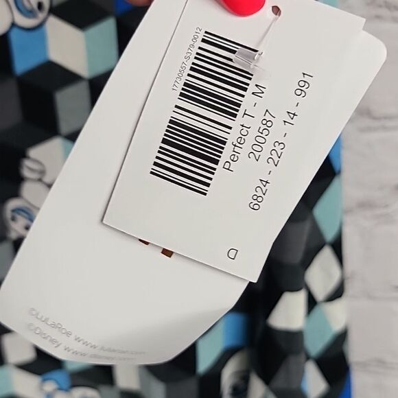 NWT LuLaRoe Disney Frozen Snowgies Snowman Swing Tee Blue Perfect T Shirt Top - Picture 4 of 12